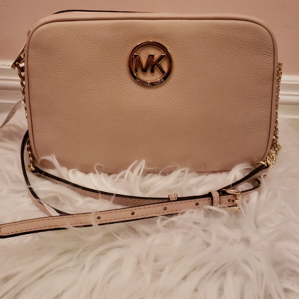 MICHAEL KORS•BLUSH TOP-ZIP SATCHEL